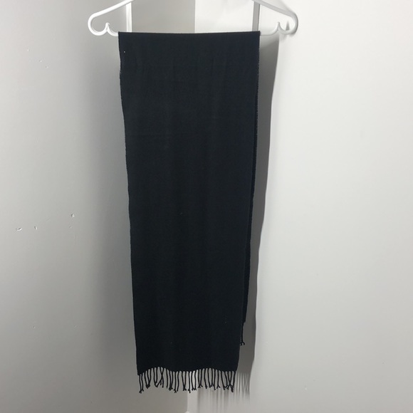 2 6ft scarfs - Picture 4 of 4